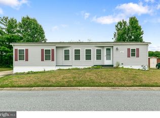 307 John Alden Dr, Buena, NJ 08310