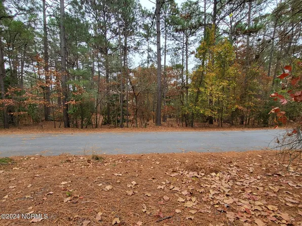 13 Sassafras Lane, Pinehurst, NC 28374