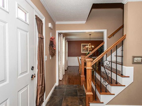 2nd image of 6735 Stallings Ln