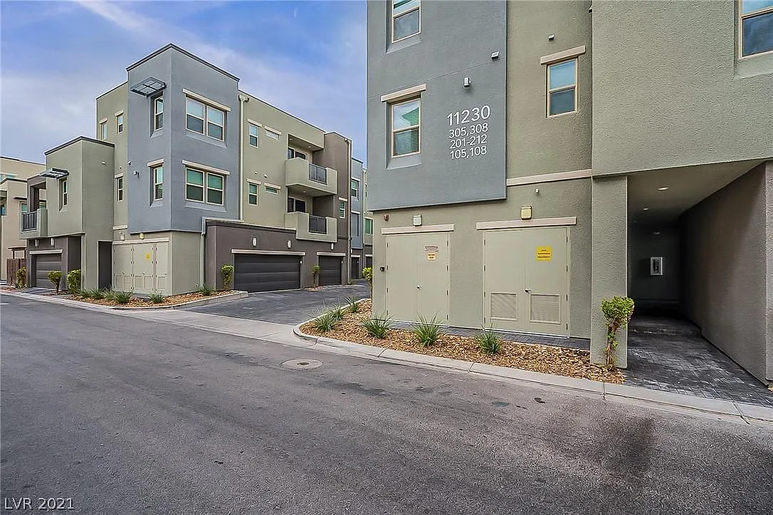 11230 Hidden Peak Ave — Photo 3