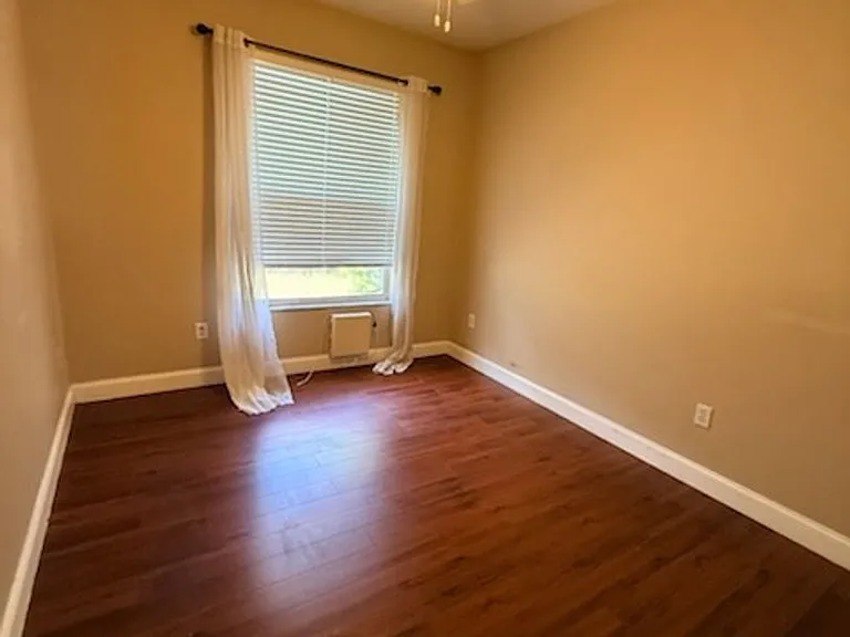 4351 Ellinwood Blvd — Photo 17