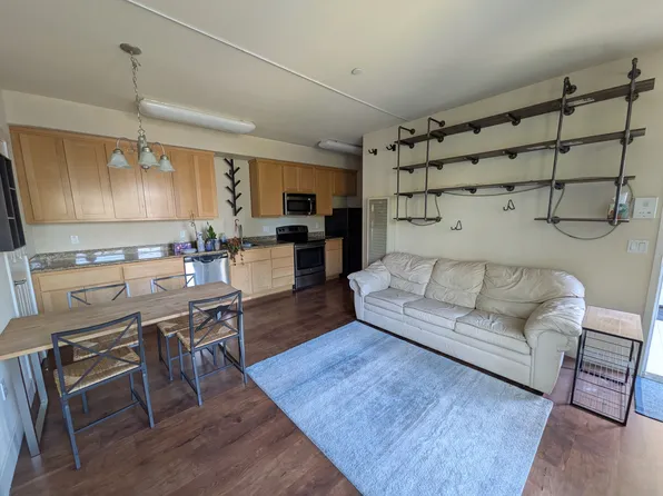 224 Laurel St APT B202, Santa Cruz, CA 95060