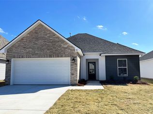 710 Venecia Dr, Bossier City, LA 71111