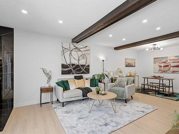 4th image of 5404 E 10th Ave SE #209