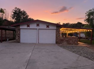 2241 Lone Oak Ln, Vista, CA 92084