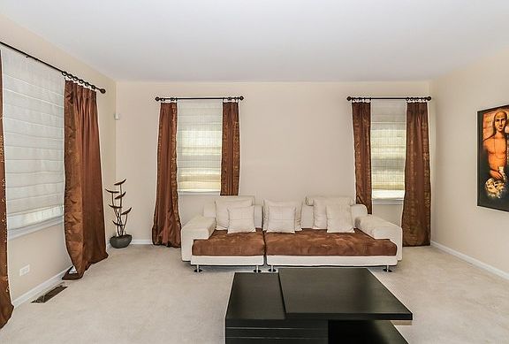 3rd image of 1432 Myrtle Park St