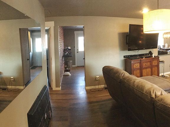 2nd image of 1040 Arroyo Dr