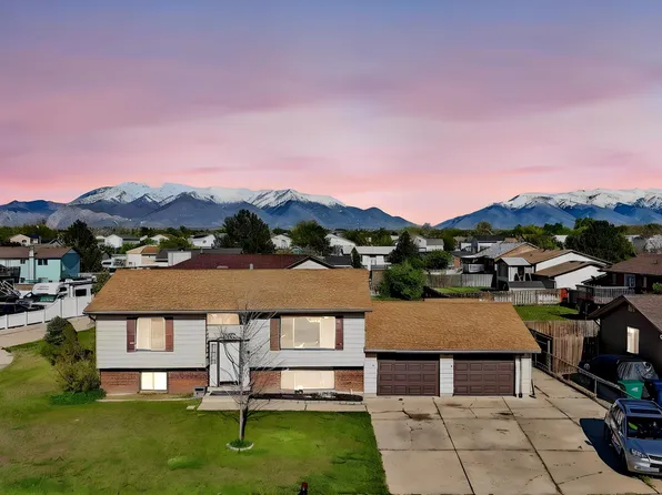 5592 S 3975 W, Roy, UT 84067
