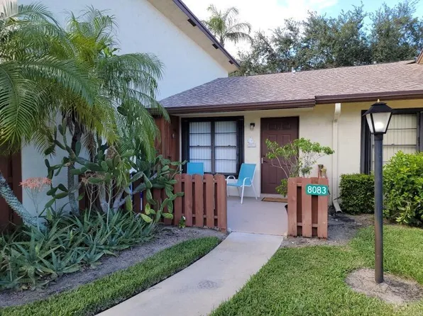 8083 SE Villa Cir, Hobe Sound, FL 33455