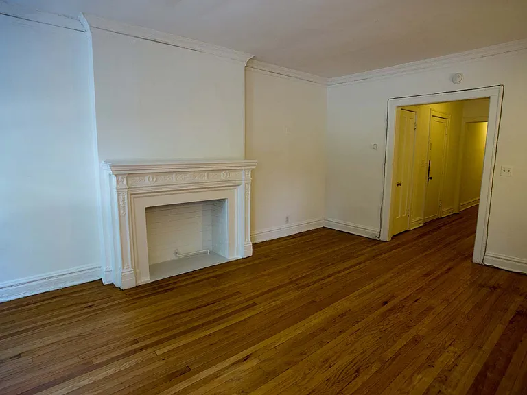 Dining/Living room