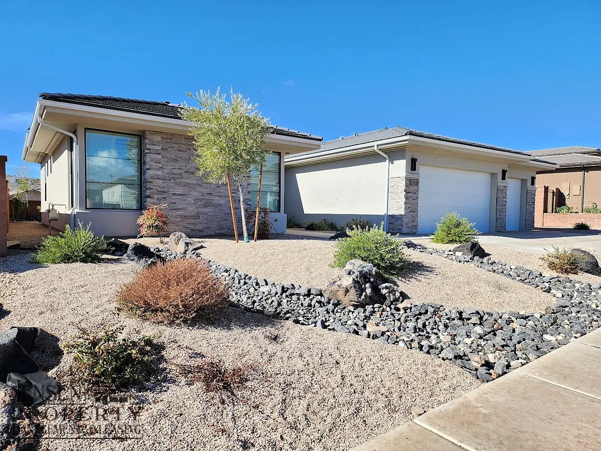 Building Photo - 1333 W Broad Point Dr