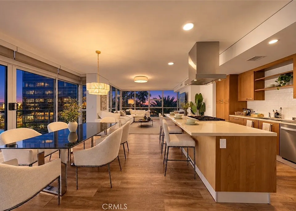 9 Macarthur Pl #N502