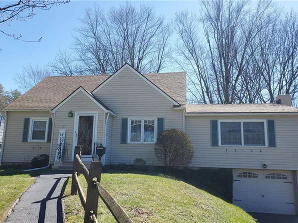 38 Parkway, North Chili, NY 14514