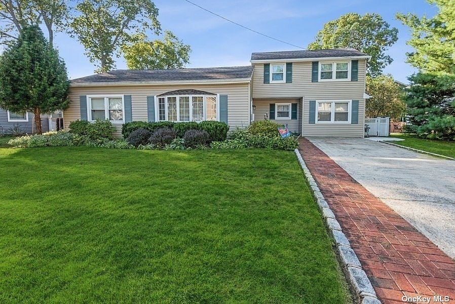 56 Euclid Avenue, Massapequa, NY 11758 Zillow