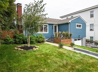 29 7th St, Providence, RI 02906