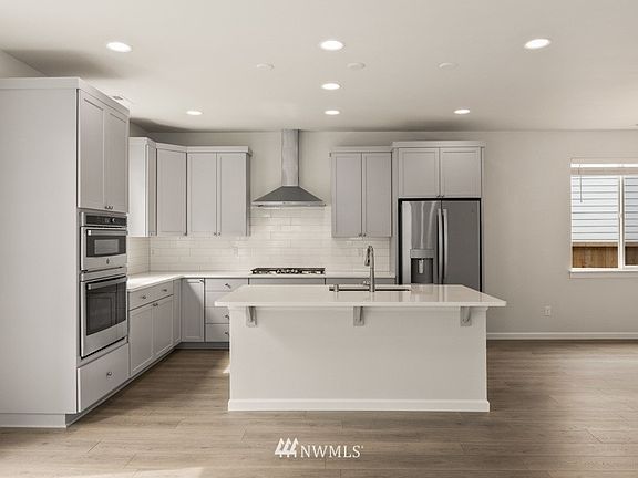 4th image of 9752 Prospect Place #31