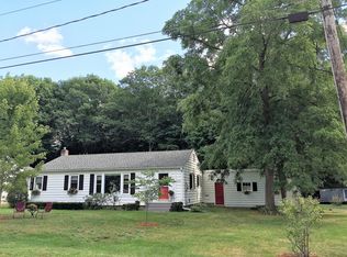 20 Circle Dr, South Burlington, VT 05403