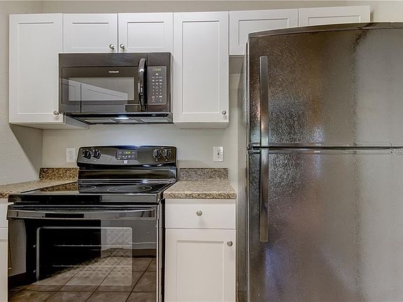 4th image of 2107 Portofino Pl Unit 3017