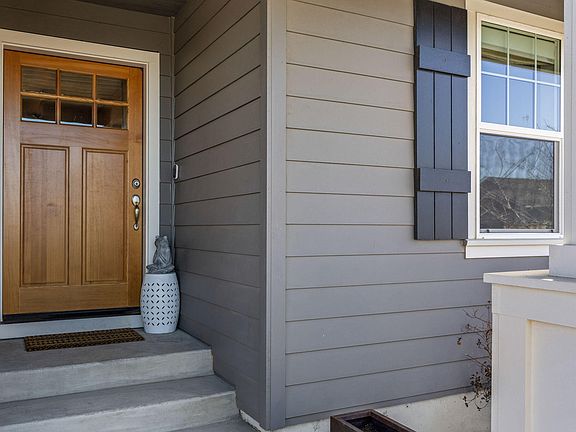 3rd image of 280 NW 33rd St