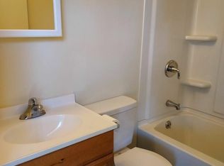 524 Hallett St, Jackson, MI 49202