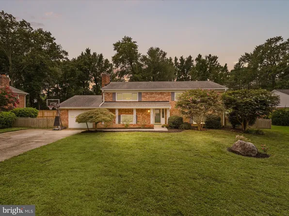 4417 Laurel Rd, Alexandria, VA 22309