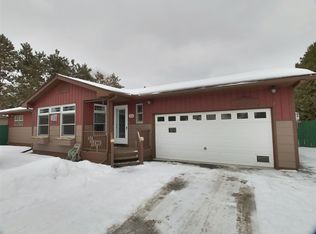 1207 Flax Ln, Wausau, WI 54401
