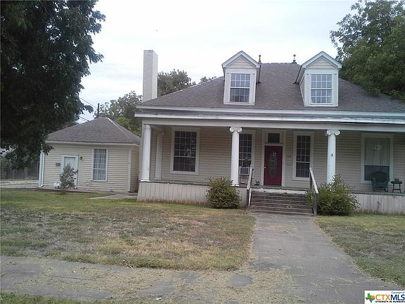 2nd image of 604 W French Ave
