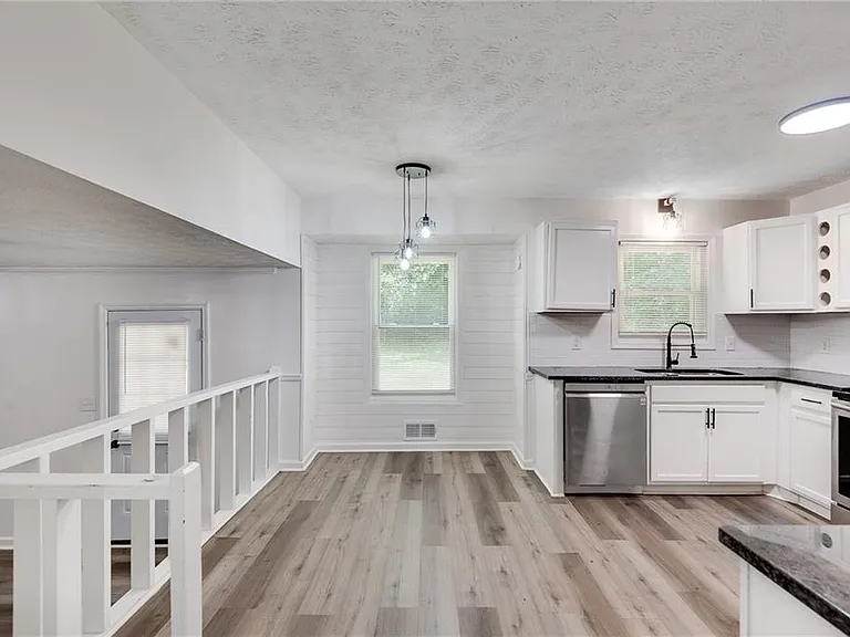 597 Field Cliff Dr — Photo 7