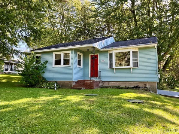 7433 State Route 104, Oswego, NY 13126