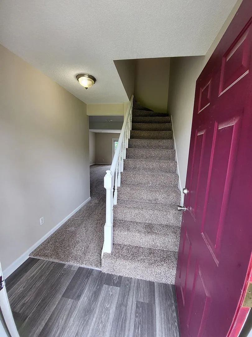 Lakeview Townhomes (HA) — Photo 2