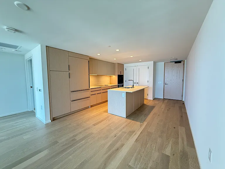 333 Ward Ave #2111 — Photo 5