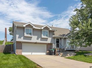 15322 Spencer St, Omaha, NE 68116