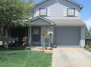 208 Fireball Dr, Clovis, NM 88101