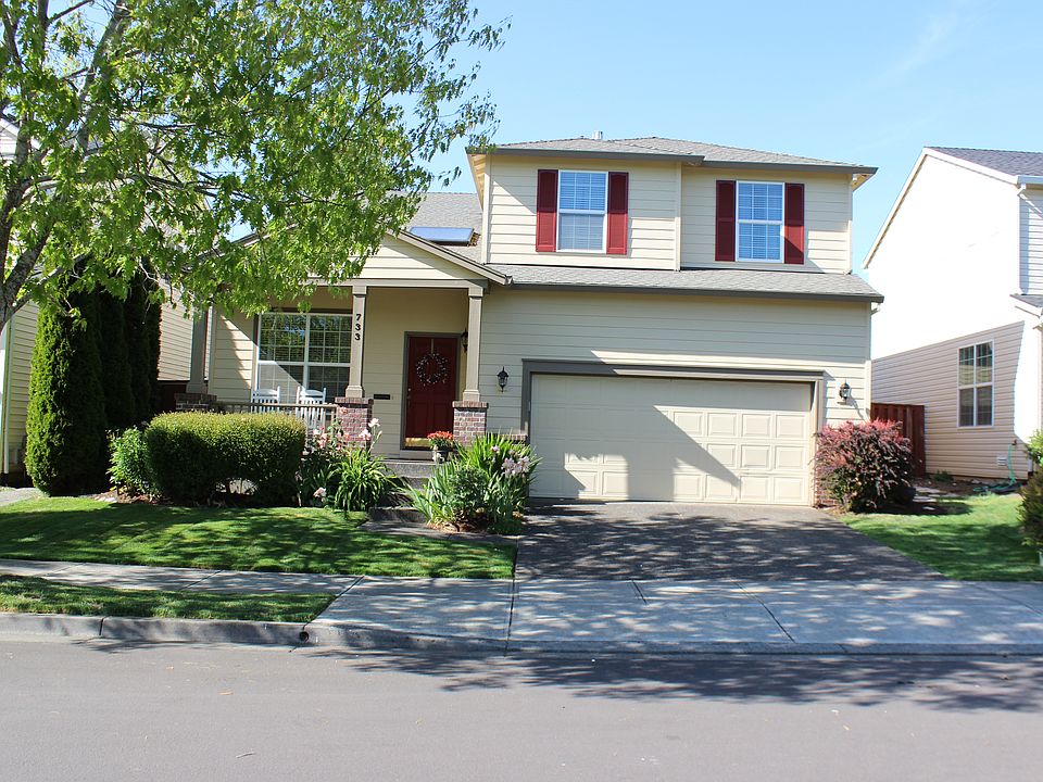 1st image of 733 NW Harvest Moon Dr