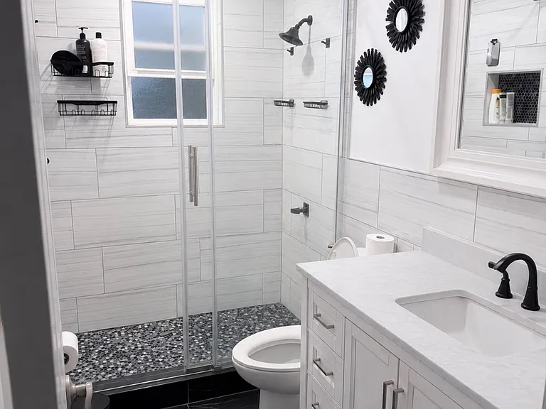 Greystone Ter — Photo 2