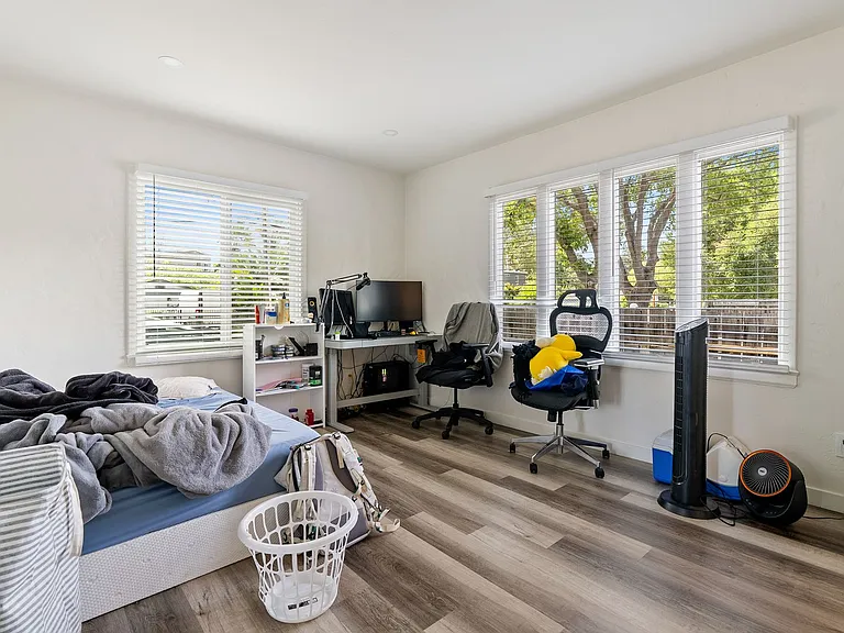 Modern Living: 8-Unit Apartment Building in the Heart of Downtown San Luis Obispo — Photo 39