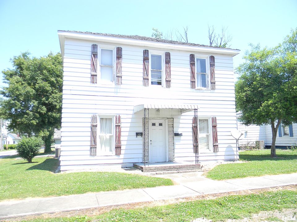 1st image of 301 E Chester St