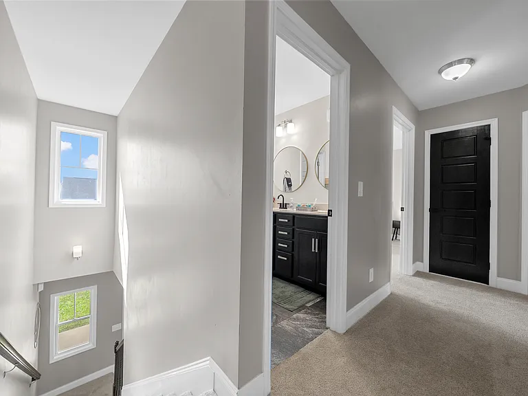 1147 Eagles View Dr — Photo 31