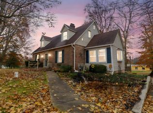 60020 Fir Rd, Mishawaka, IN 46544