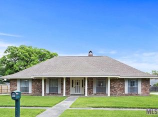 1445 Montgomery Dr, Baton Rouge, LA 70815
