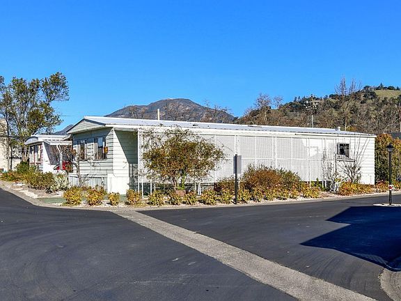 3rd image of 4 Camellia Drive
