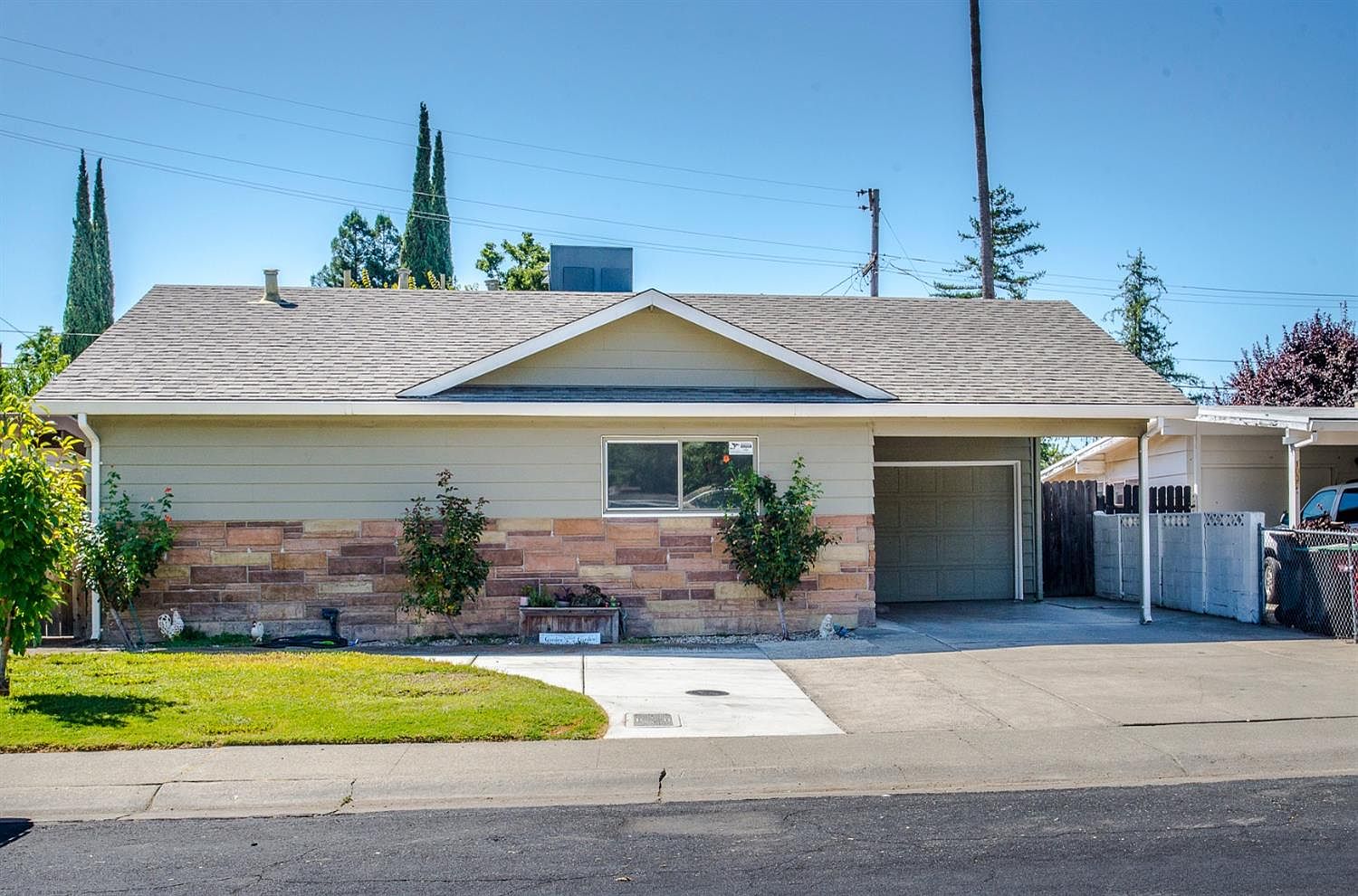 1033 Hobson Ave, West Sacramento, CA 95605 Zillow