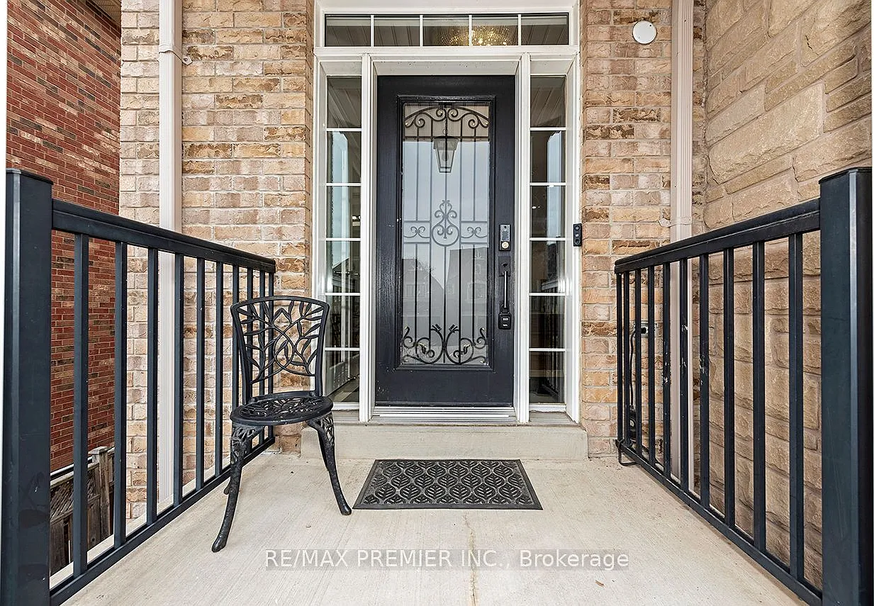 4 bed, $4,700 — Photo 4