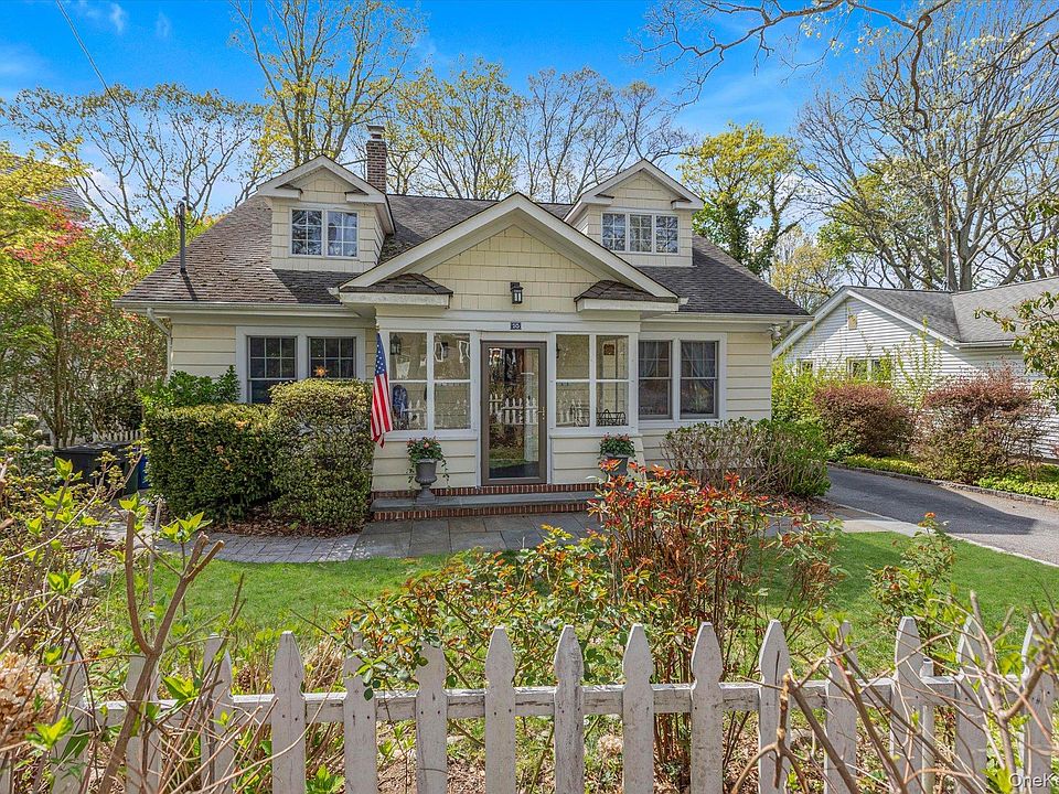 1st image of 95 Scudder Place