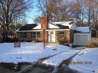 65 Turf Ct, Saint Louis, MO