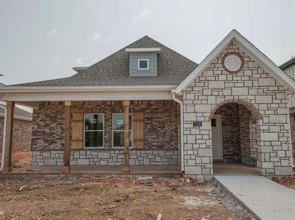 632 N Salem Rd, Fayetteville, AR 72704