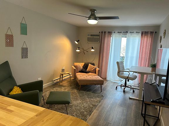 3rd image of 721 Talcott Ave
