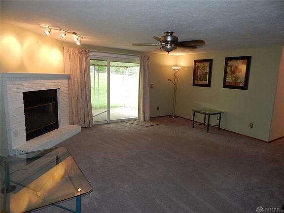 4th image of 4974 Tewkesbury Dr