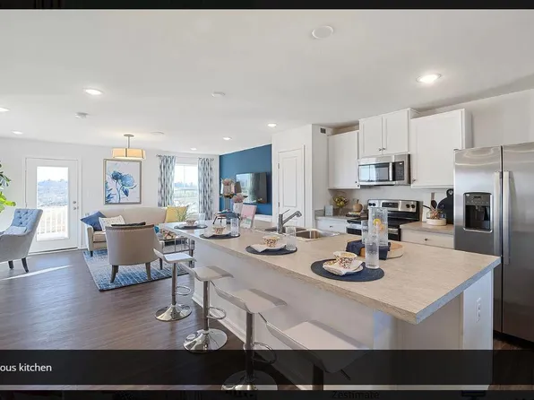 71 Whimbrel Rd, Hedgesville, WV 25427