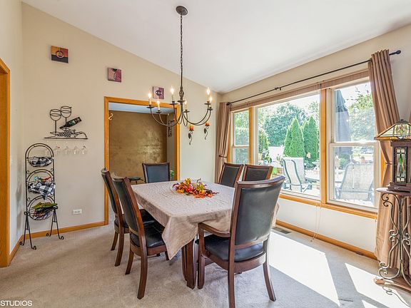 5th image of 3751 Baybrook Dr